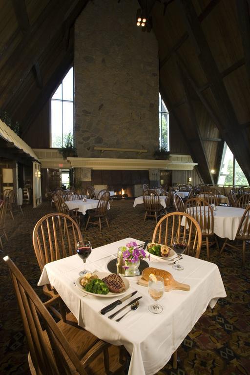 College Corner Hueston Woods Lodge And Conference Center מראה חיצוני תמונה