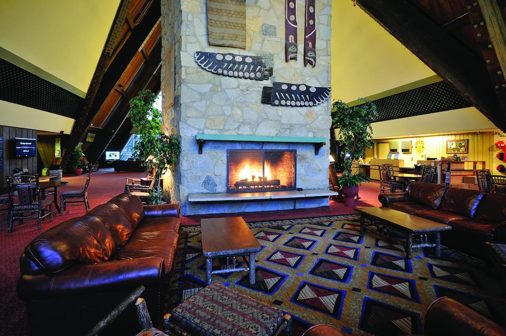 College Corner Hueston Woods Lodge And Conference Center מראה חיצוני תמונה