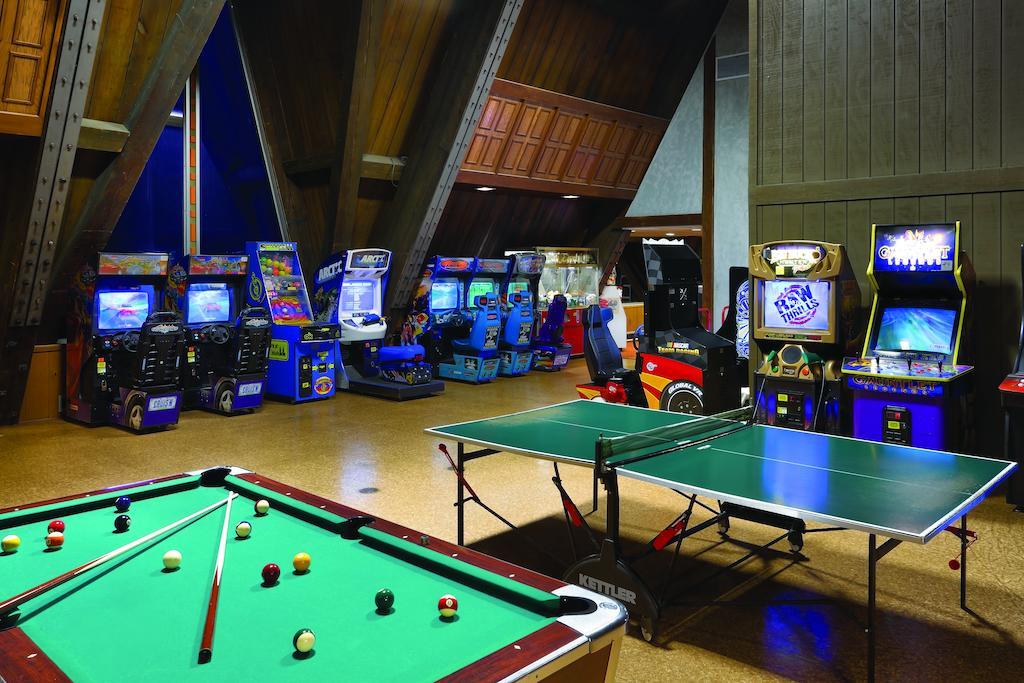 College Corner Hueston Woods Lodge And Conference Center מראה חיצוני תמונה