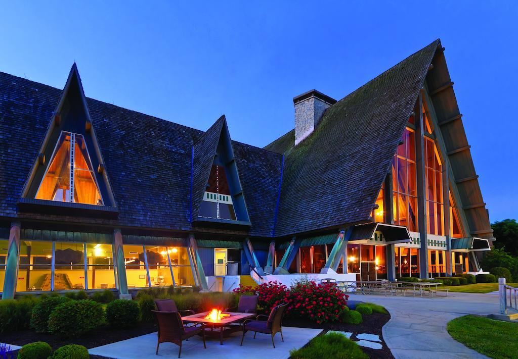 College Corner Hueston Woods Lodge And Conference Center מראה חיצוני תמונה