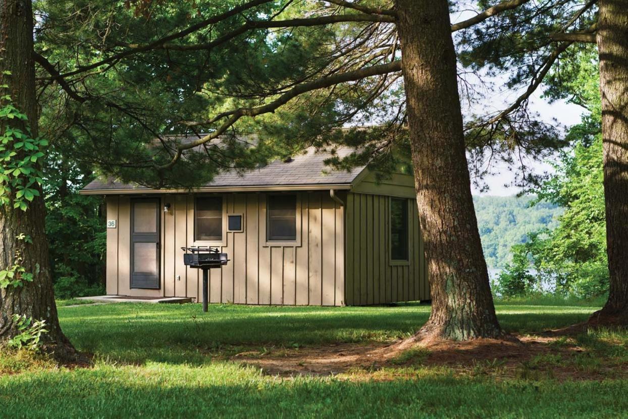College Corner Hueston Woods Lodge And Conference Center מראה חיצוני תמונה