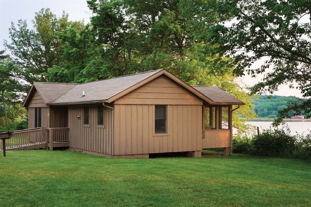 College Corner Hueston Woods Lodge And Conference Center מראה חיצוני תמונה