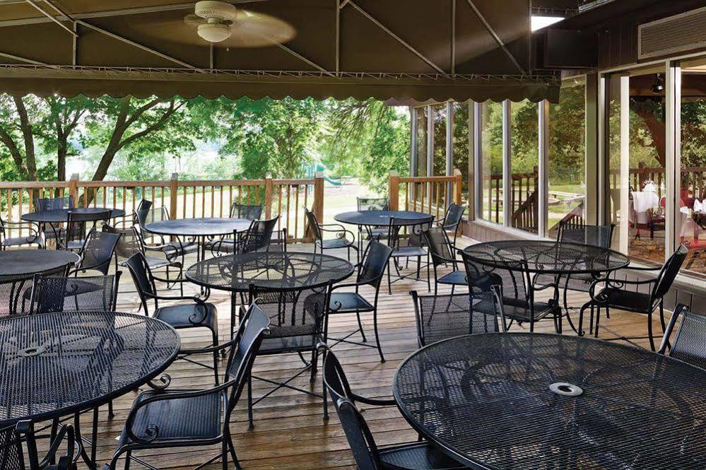 College Corner Hueston Woods Lodge And Conference Center מראה חיצוני תמונה